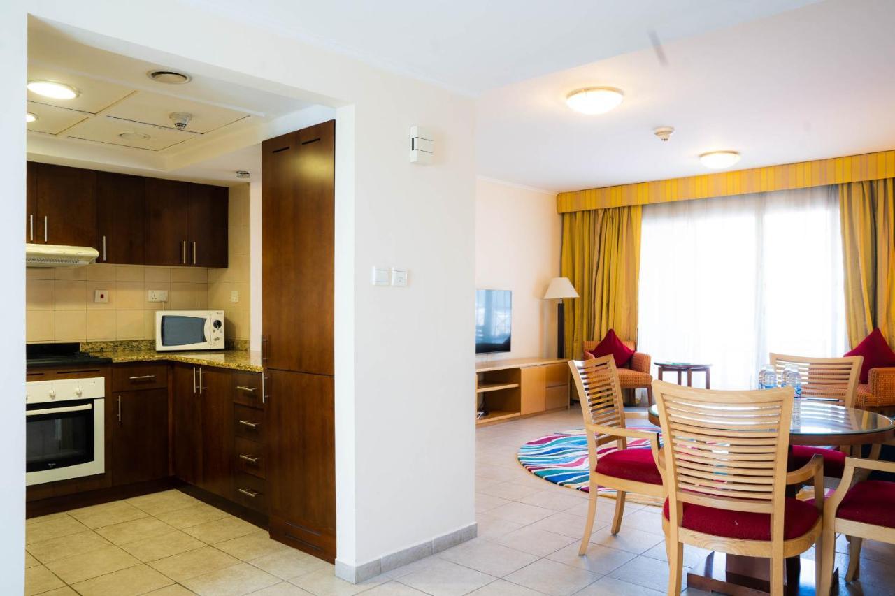 Millennium Lakeview Residence Formerly Copthorne Lakeview Executive Apartments Dubai Exterior foto